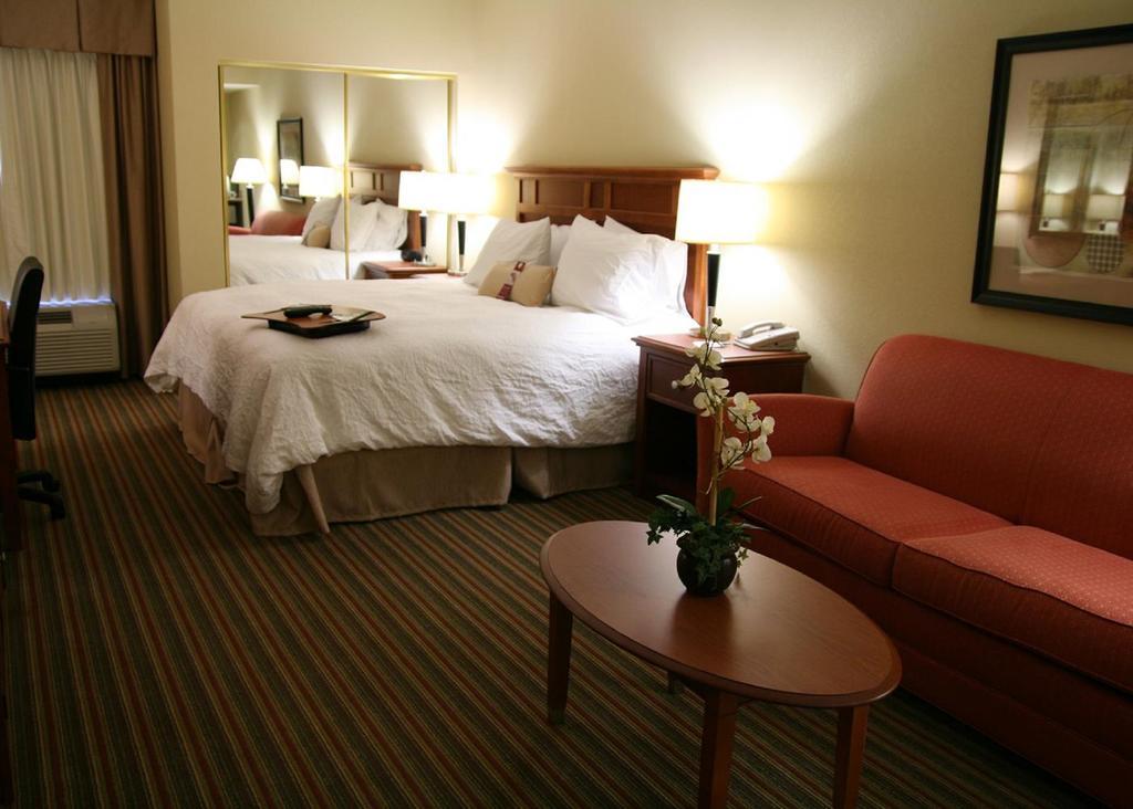 Hampton Harriman Woodbury Hotel 3*